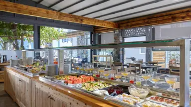 POLLIS HOTEL