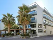 POLLIS HOTEL
