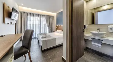 Pollis Hotel