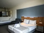 Pollis Hotel