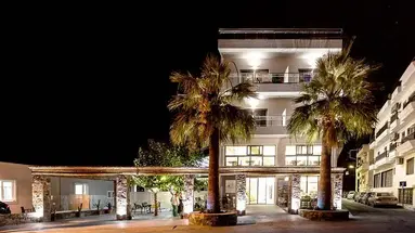 Pollis Hotel