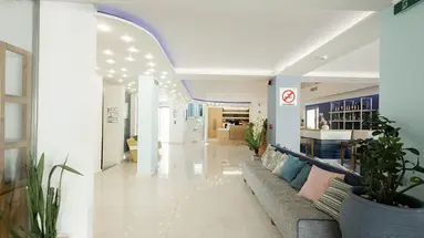 Pollis