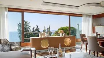 Pomegranate Wellness Spa Hotel