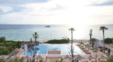 Pomegranate Wellness Spa Hotel
