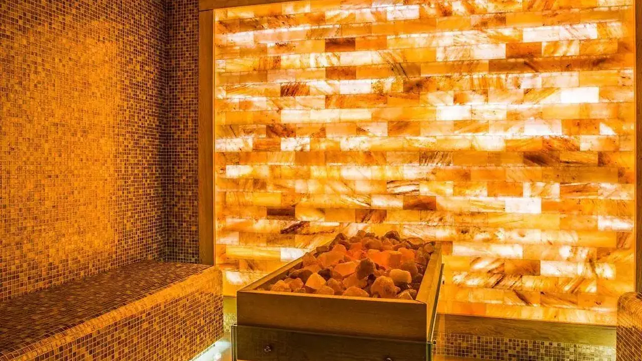 Pomegranate Wellness  Spa Hotel