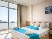 Ponz Hotel