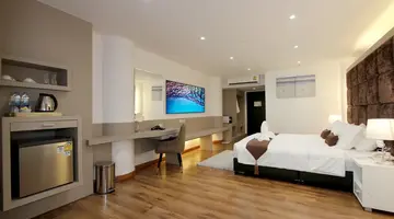 POOH BEACH RESORT & SPA (ex. SPLENDID RESORT JOMTIEN)