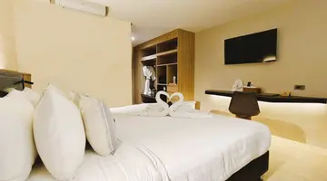 POOH BEACH RESORT & SPA (ex. SPLENDID RESORT JOMTIEN)
