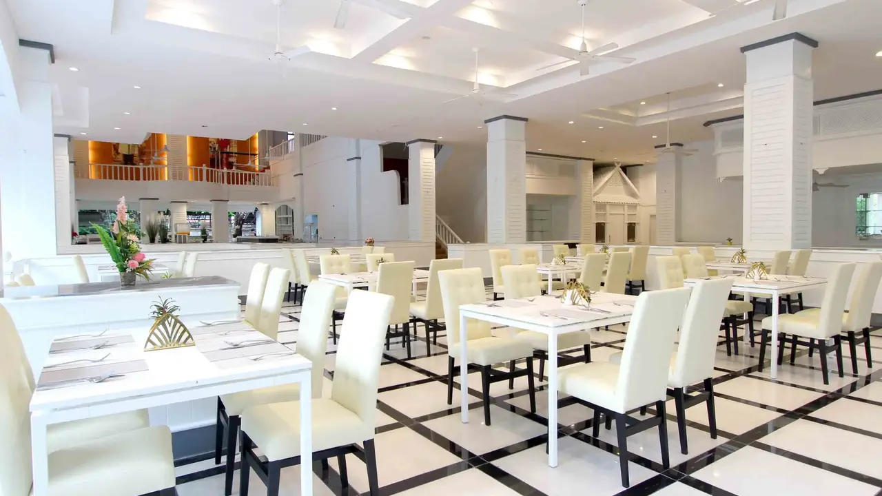 POOH BEACH RESORT & SPA (ex. SPLENDID RESORT JOMTIEN)