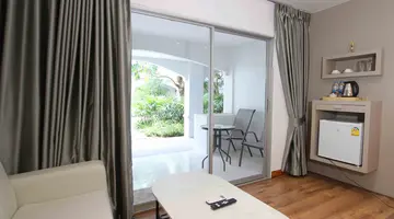 POOH BEACH RESORT & SPA (ex. SPLENDID RESORT JOMTIEN)