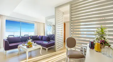 PORT NATURE LUXURY RESORT HOTEL & SPA