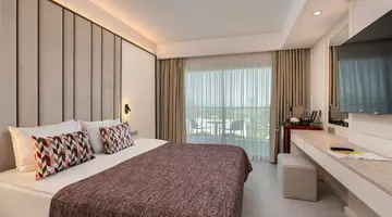 PORT NATURE LUXURY RESORT HOTEL & SPA