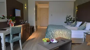 Port Side Resort
