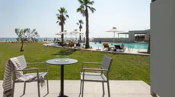 Portes Lithos Luxury Resort