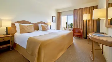Porto Bay Falesia
