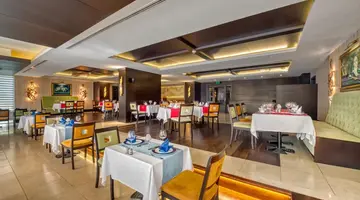 Porto Bello Hotel Resort & Spa