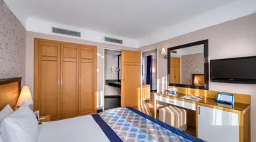 Porto Bello Hotel Resort & Spa