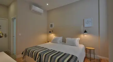 Porto Charming Hotel