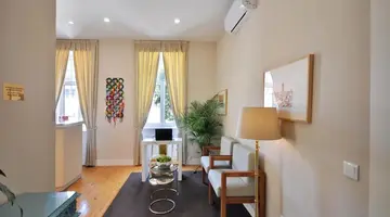 Porto Charming Hotel