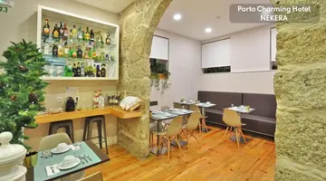 Porto Charming Hotel