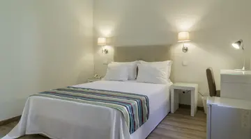 Porto Domus Hotel