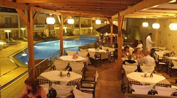 Porto Kalamaki Hotel