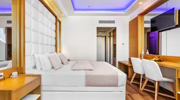 Porto Marine Hotel