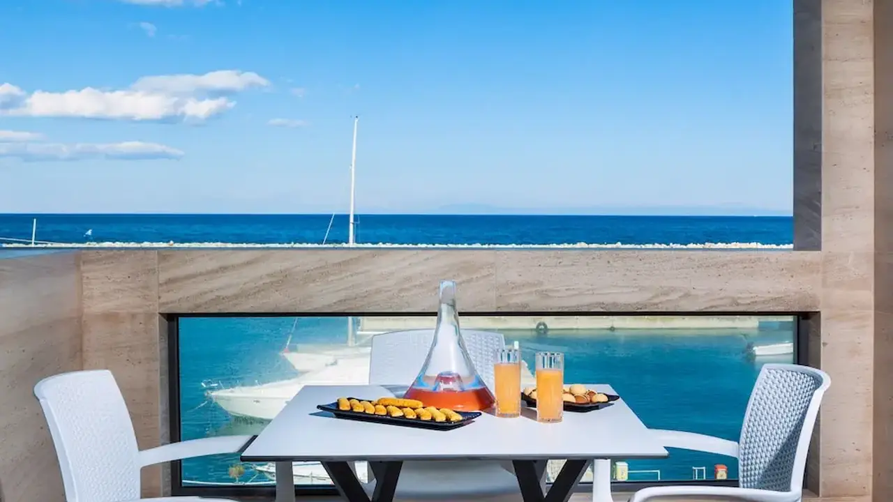 Porto Marine Hotel