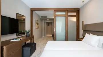 PORTO PLATANIAS BEACH LUXURY SELECTION