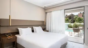 PORTO PLATANIAS BEACH LUXURY SELECTION