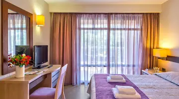 PORTO PLATANIAS BEACH RESORT