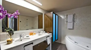 PORTO PLATANIAS BEACH RESORT