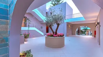 Porto Platanias Village Resort