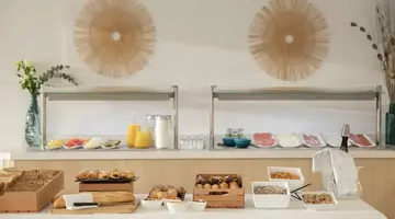 Portodrach Aparthotel & Suites