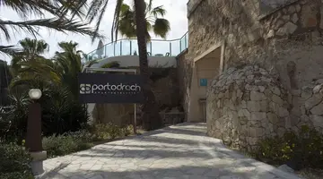 Portodrach Aparthotel & Suites