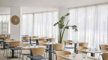 Portodrach Aparthotel & Suites