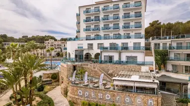 Portodrach Aparthotel & Suites
