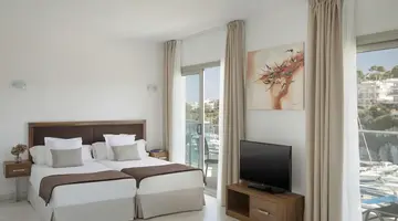 Portodrach Aparthotel & Suites