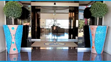 Poseidonia Beach Hotel