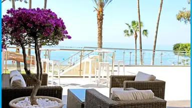 Poseidonia Beach Hotel