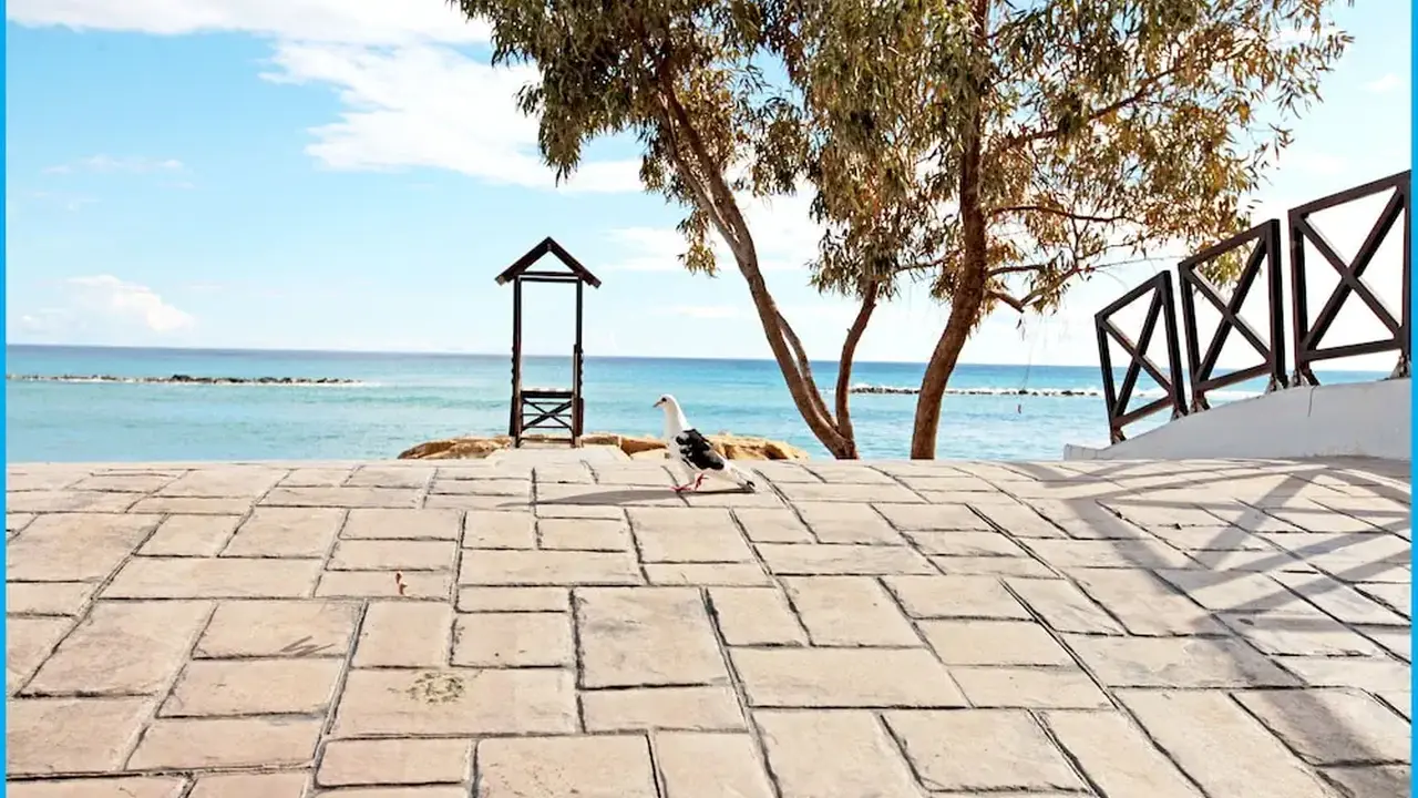 Poseidonia Beach Hotel