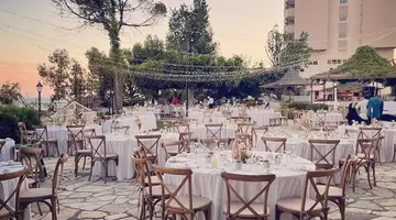 Poseidonia Beach Hotel
