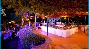 Poseidonia Beach Hotel