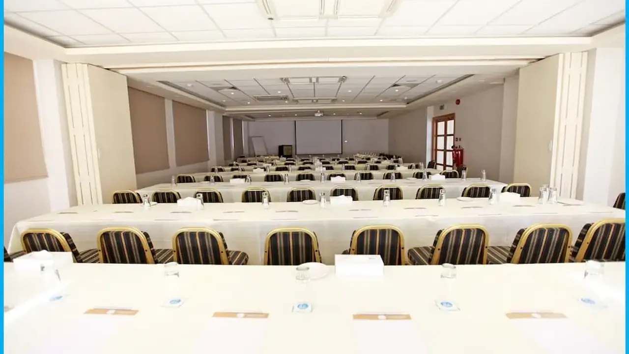 Poseidonia Beach Hotel