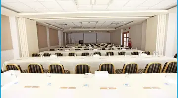 Poseidonia Beach Hotel