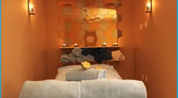 Poseidonia Beach Hotel