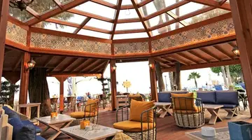 Poseidonia Beach Hotel