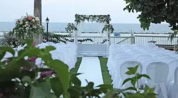 Poseidonia Beach Hotel