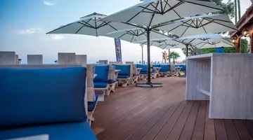 Poseidonia Beach Hotel