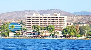 Poseidonia Beach Hotel